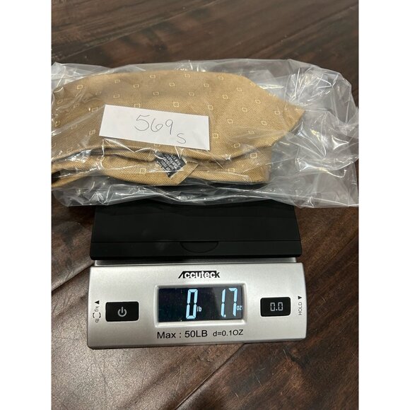 Bill Blass Black Label Gold Silk Tie With Geometric Pattern - Picture 9 of 9